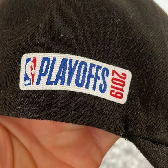 Toronto Raptors  Hat - Picture 5 of 12